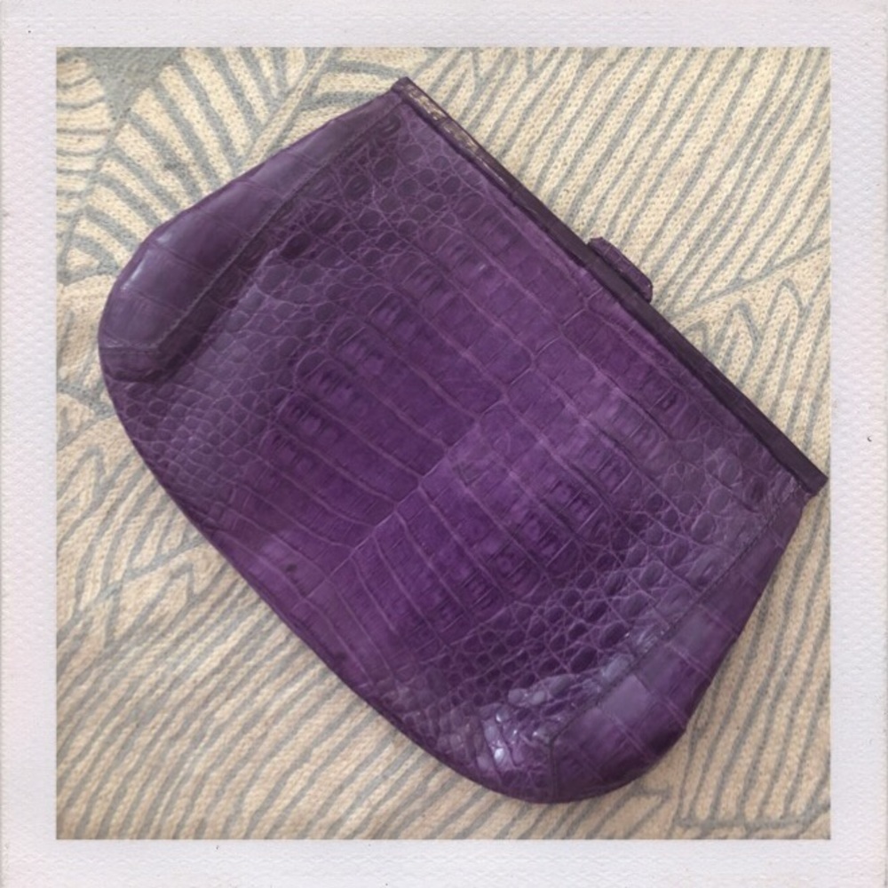 💜 Nancy Gonzalez purple crocodile clutch 💜